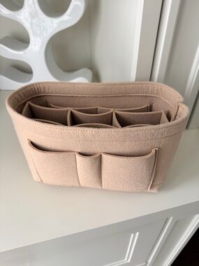 Beige Felt Bag Purse Insert Organizer Like New Small Size Women’s